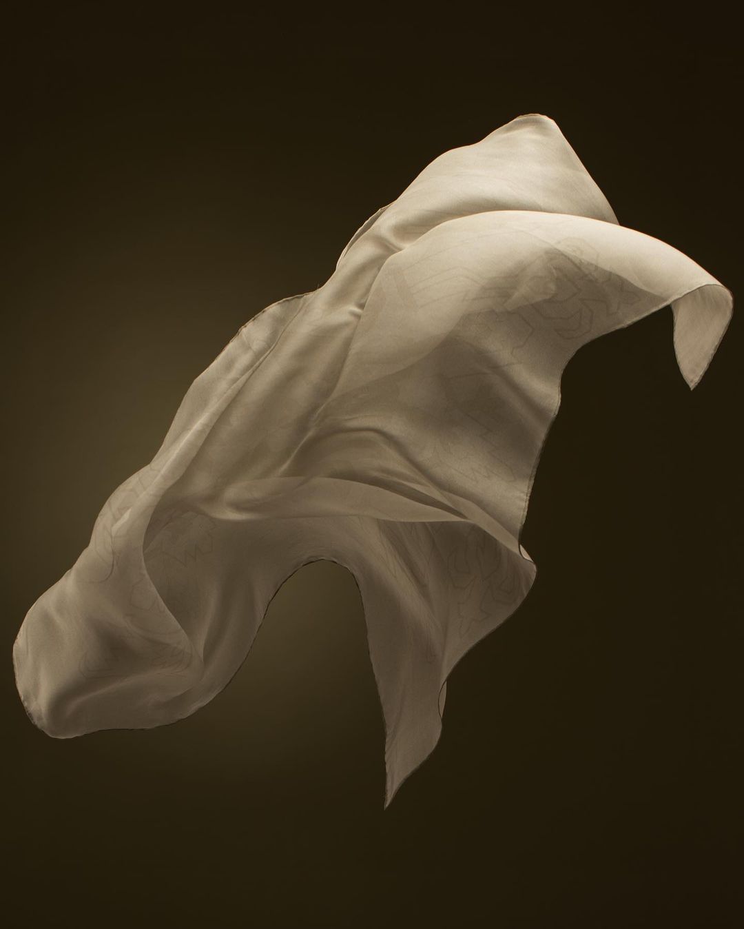 Шёлковая косынка однотонная – ALOF